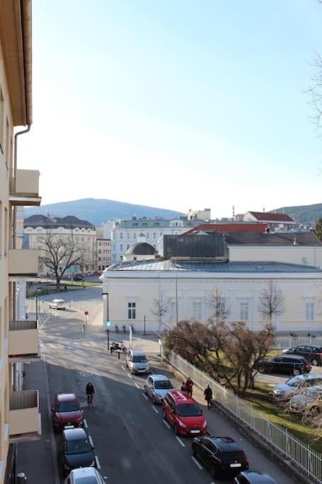 Zum Breyer Bnb City Apartment Баден Экстерьер фото